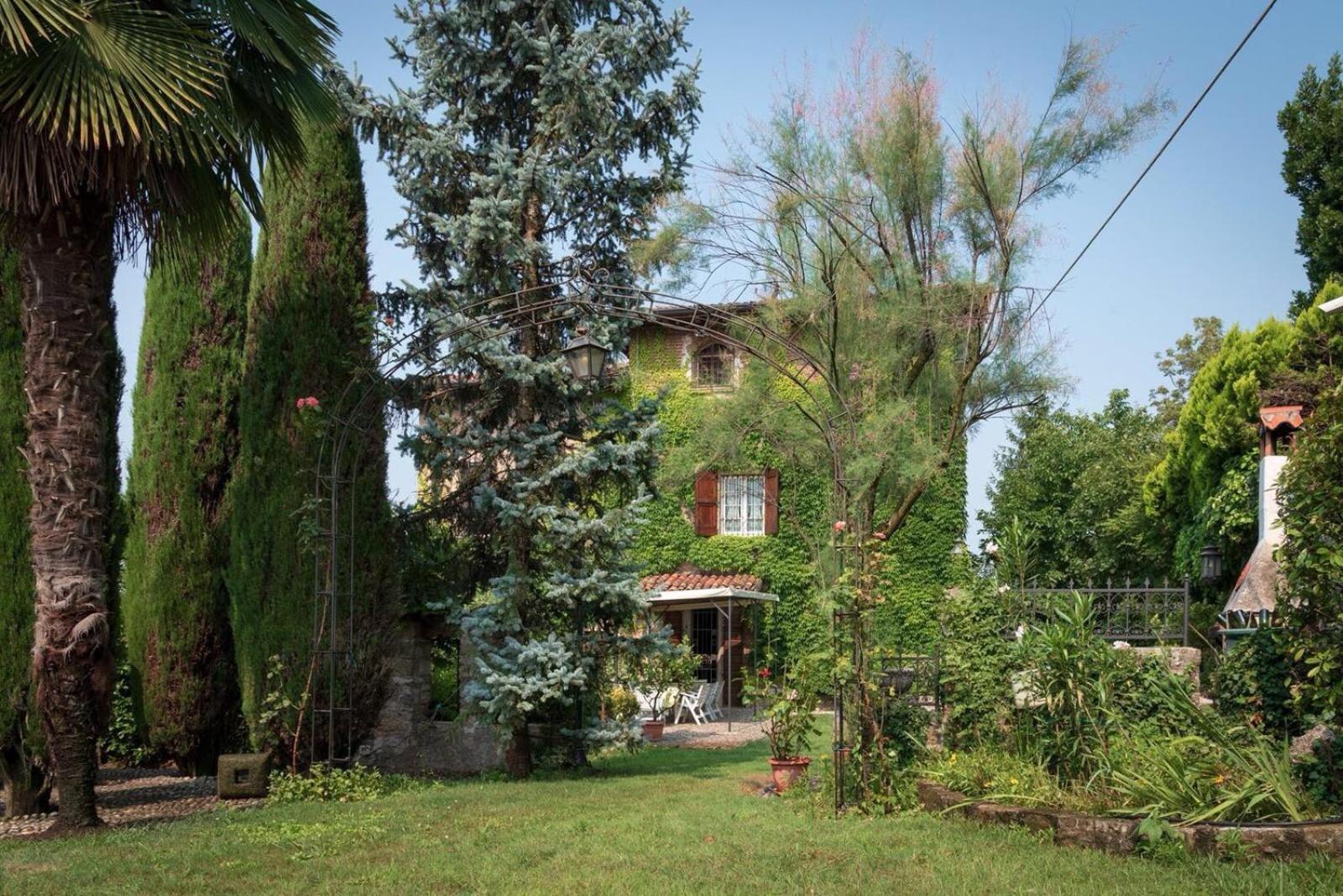 Gussago Torre De Salis Bed & Breakfast エクステリア 写真