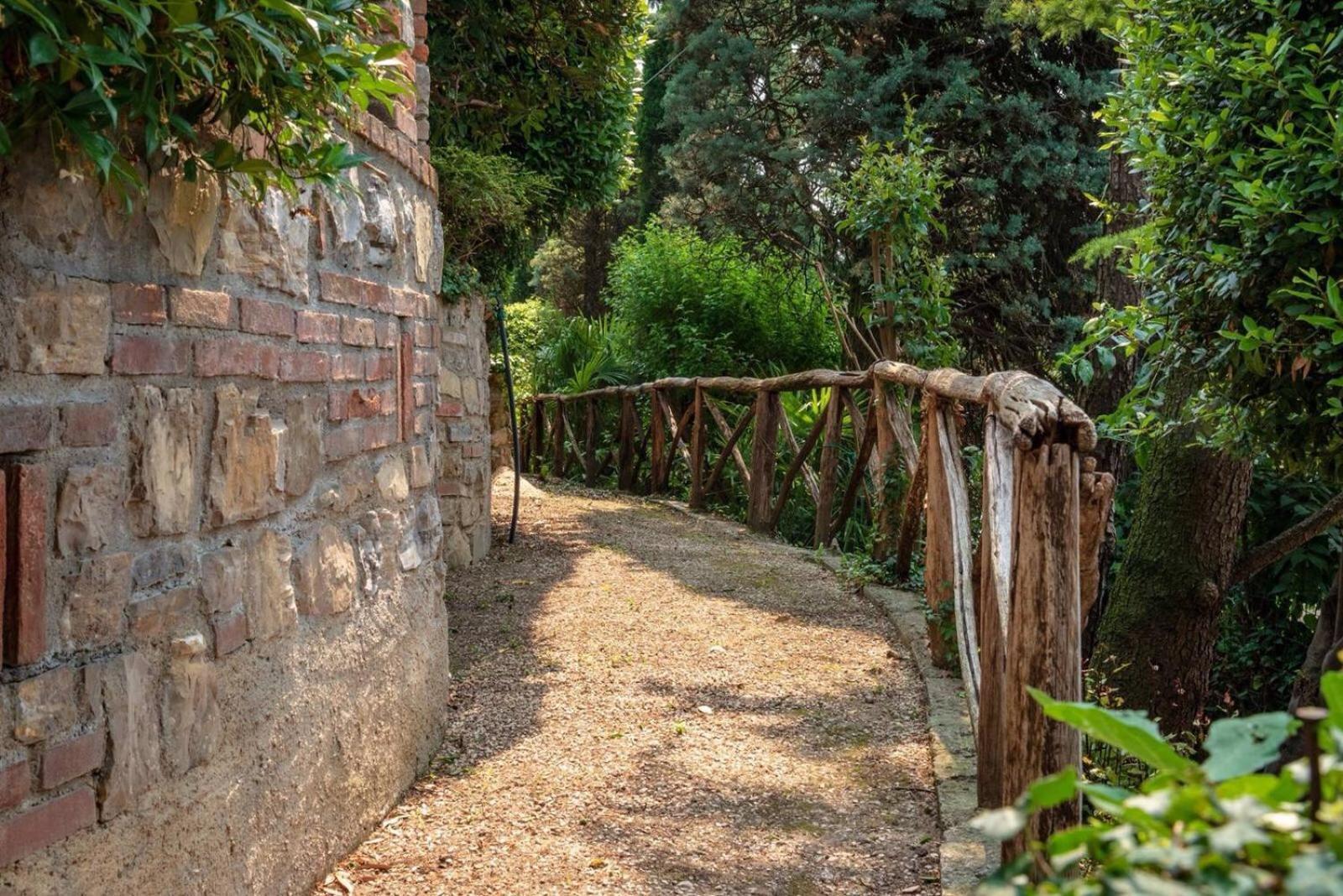 Gussago Torre De Salis Bed & Breakfast エクステリア 写真