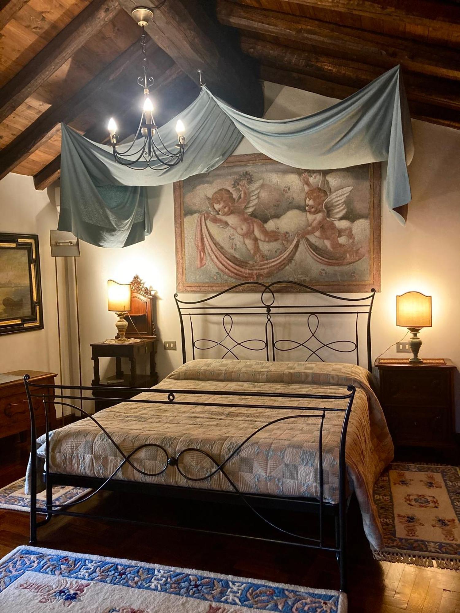 Gussago Torre De Salis Bed & Breakfast エクステリア 写真